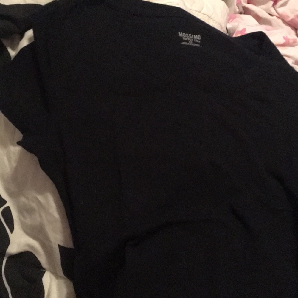 Mosimo supply v neck t shirt